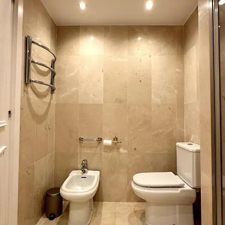 Fantastic Second Sea Line Apartment Marbella